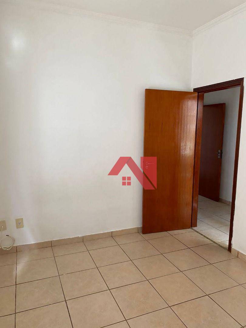 Casa à venda com 3 quartos, 107m² - Foto 4