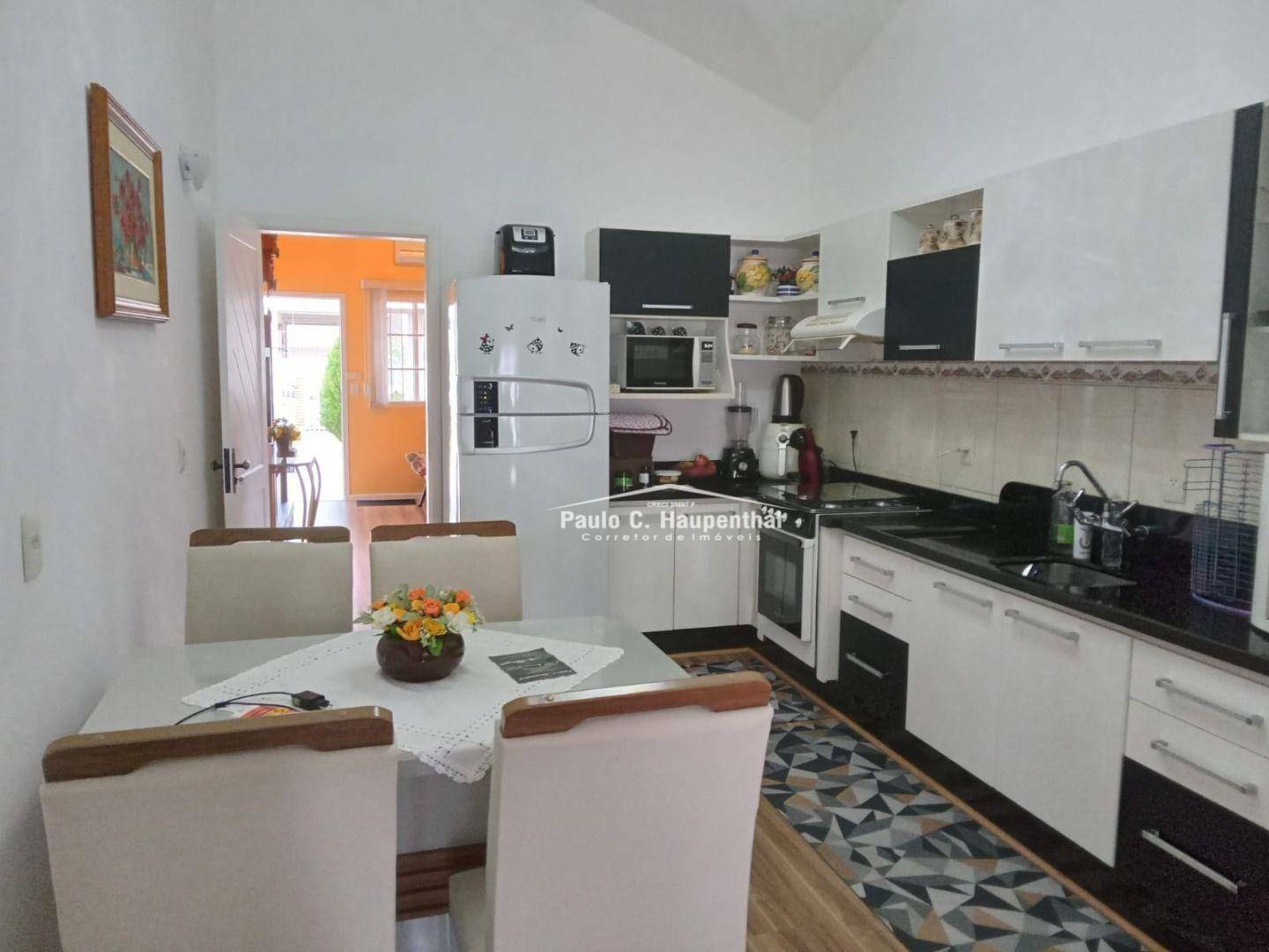 Casa à venda com 3 quartos, 170m² - Foto 8