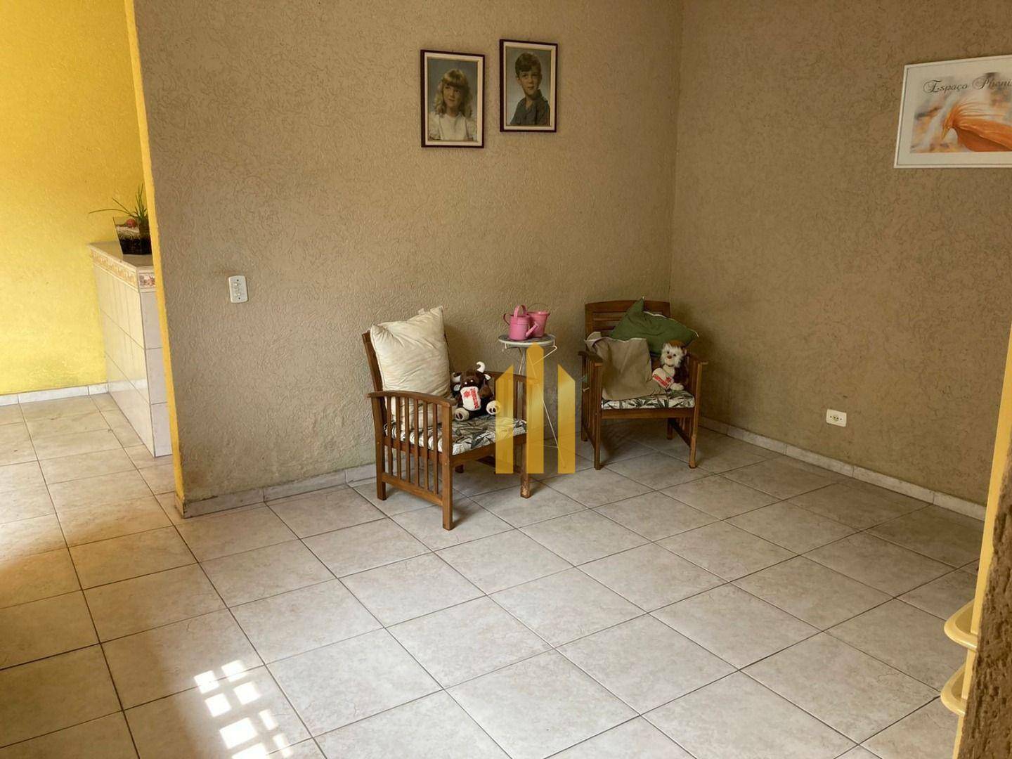 Casa à venda e aluguel com 3 quartos, 440m² - Foto 18