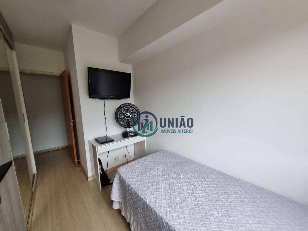 Apartamento à venda com 3 quartos, 82m² - Foto 13