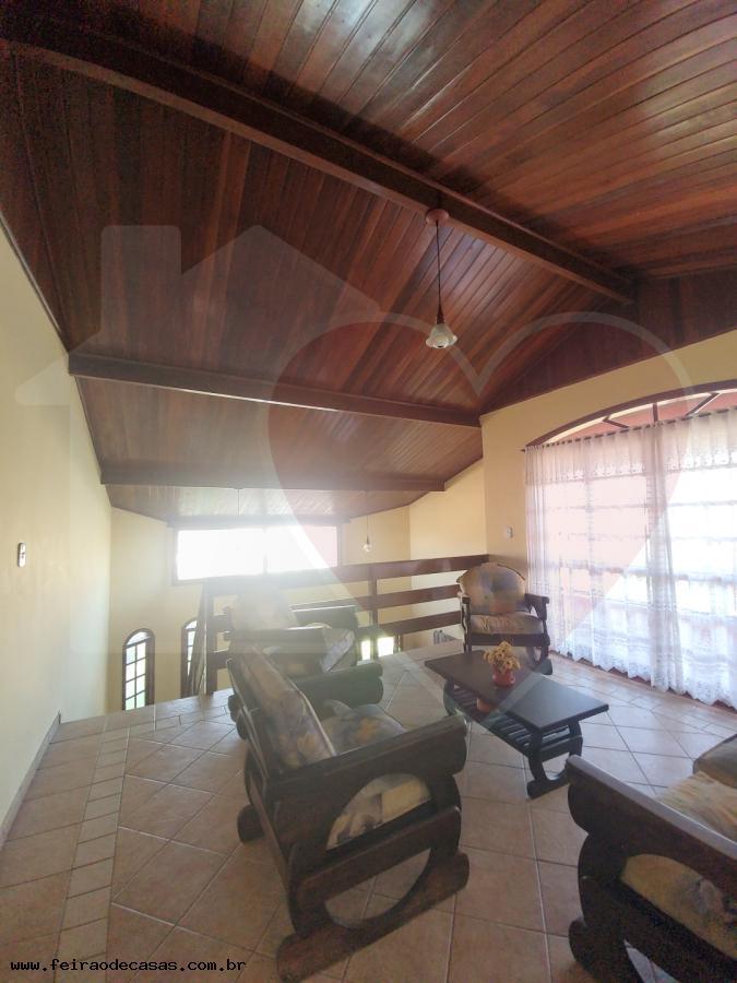 Casa à venda com 5 quartos, 300m² - Foto 33