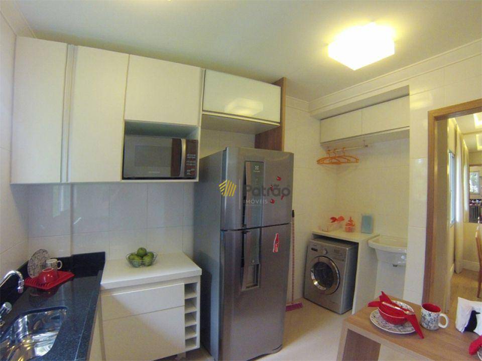 Apartamento à venda com 2 quartos, 42m² - Foto 10