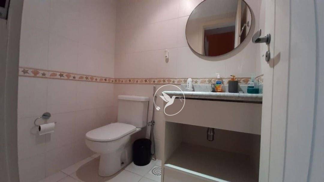 Casa de Condomínio à venda com 5 quartos, 230m² - Foto 22