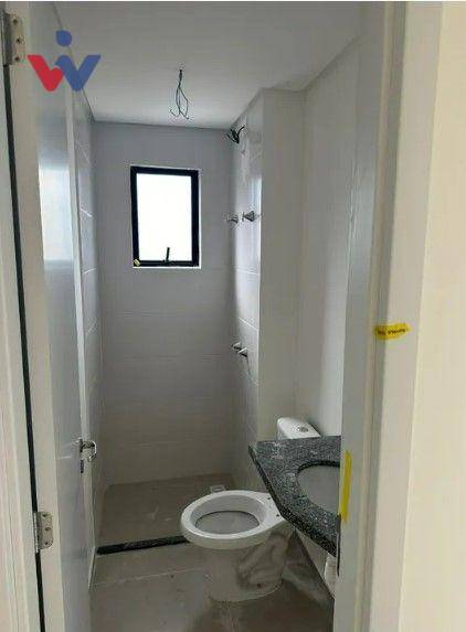 Apartamento à venda com 2 quartos, 77m² - Foto 4