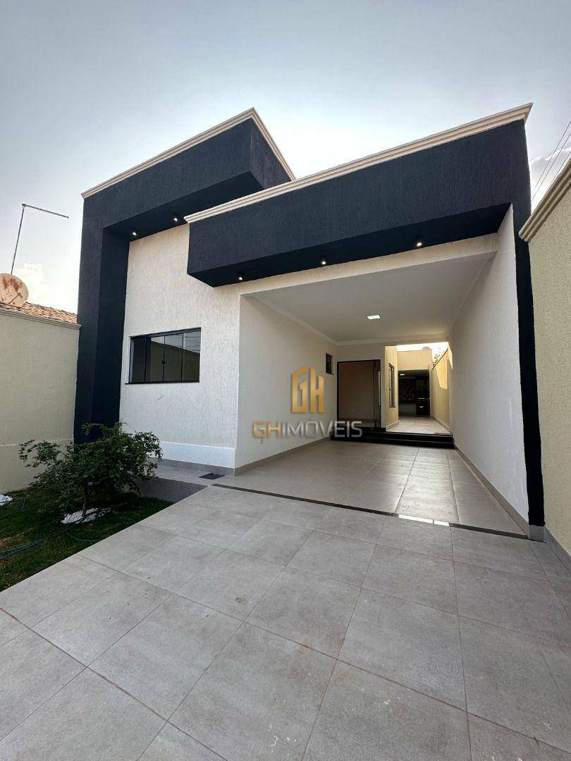 Casa à venda com 3 quartos, 150m² - Foto 1