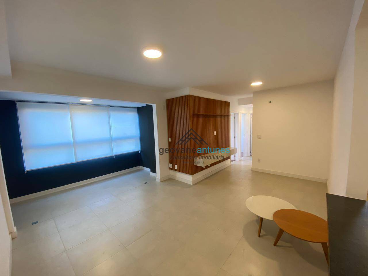 Apartamento à venda com 3 quartos, 82m² - Foto 2