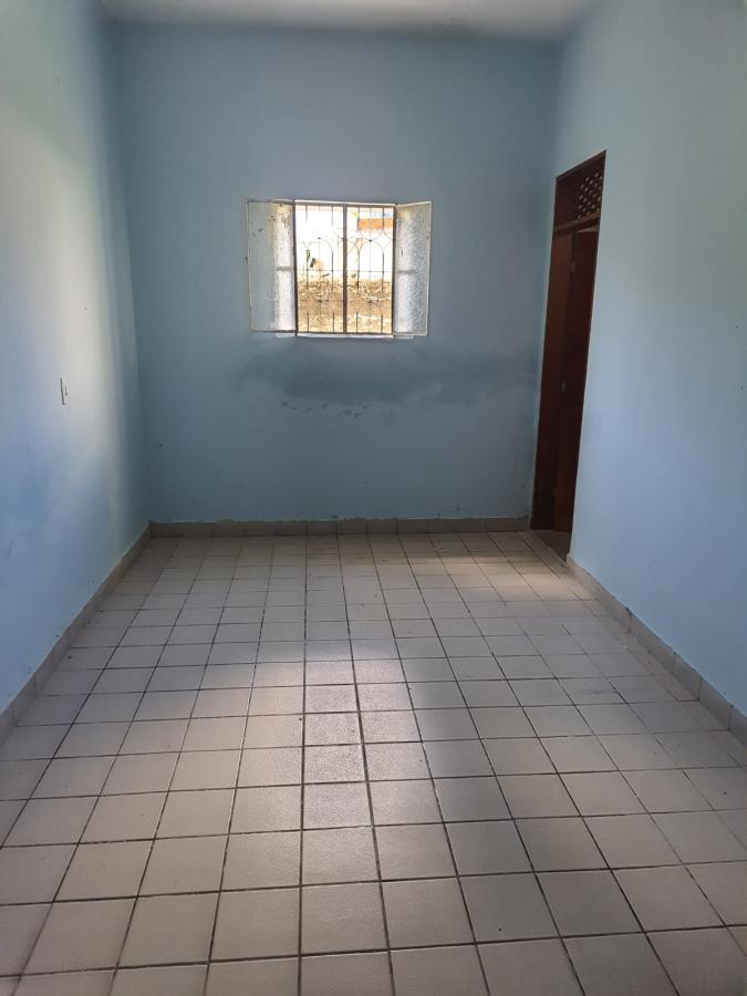 Casa para alugar com 3 quartos, 240m² - Foto 8