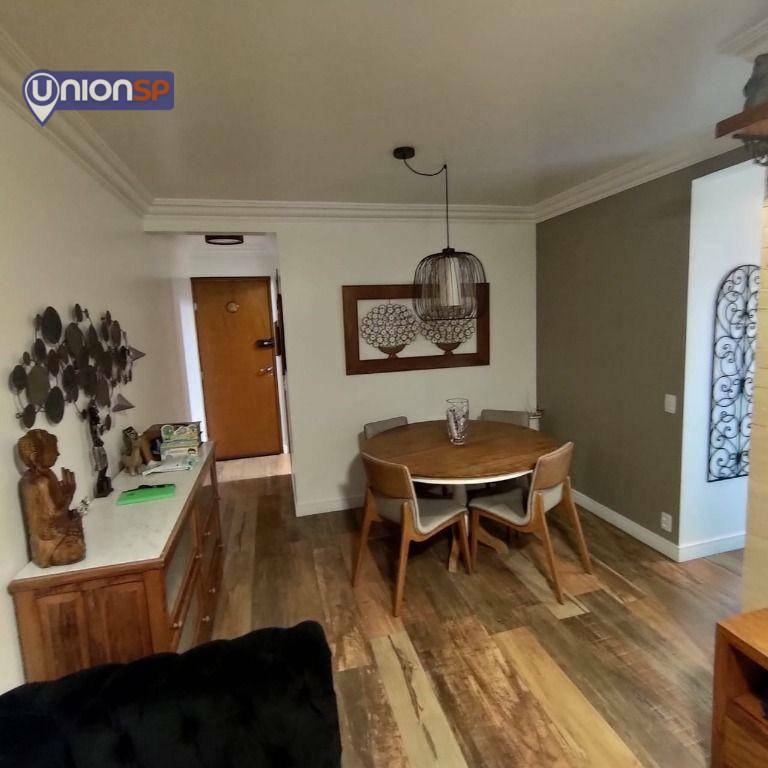 Apartamento à venda com 3 quartos, 69m² - Foto 2