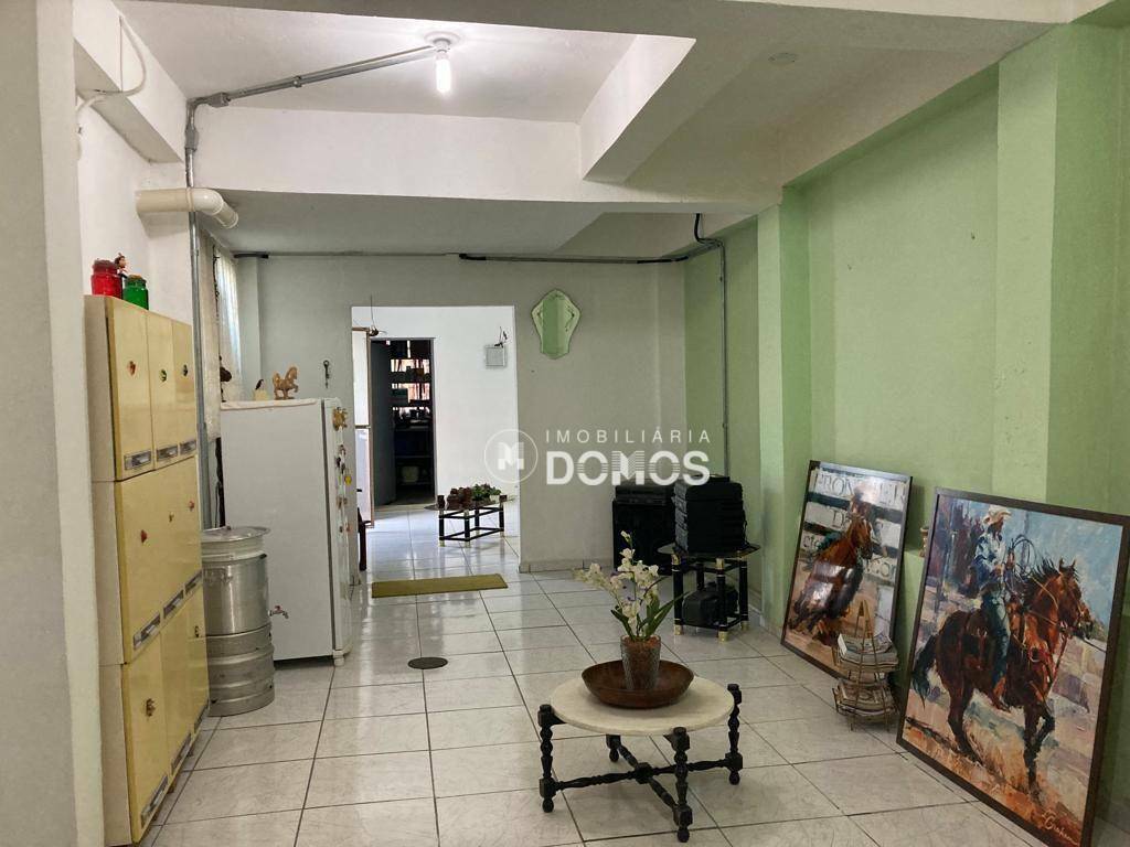 Casa à venda com 4 quartos, 136m² - Foto 26