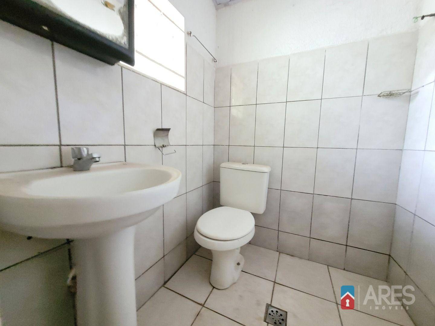 Casa à venda com 2 quartos, 140m² - Foto 5