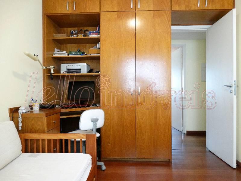 Apartamento para alugar com 2 quartos, 100m² - Foto 11