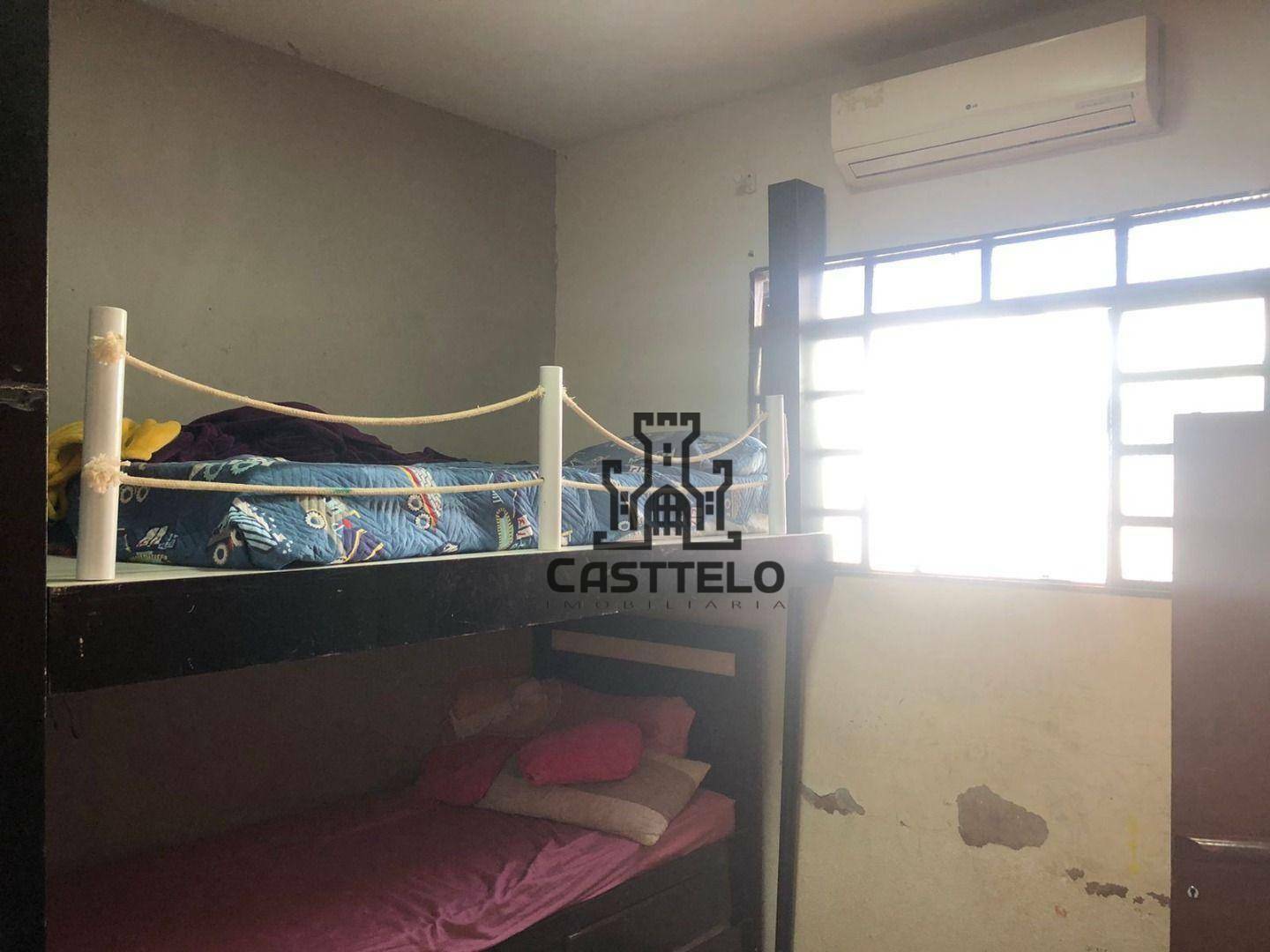 Casa à venda com 2 quartos, 80m² - Foto 9