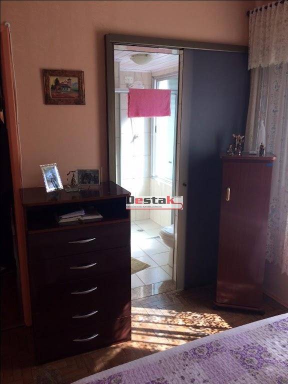 Apartamento à venda com 3 quartos, 104m² - Foto 18