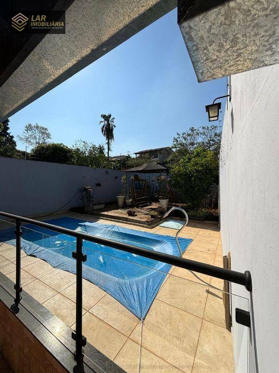 Casa à venda com 5 quartos, 307m² - Foto 9