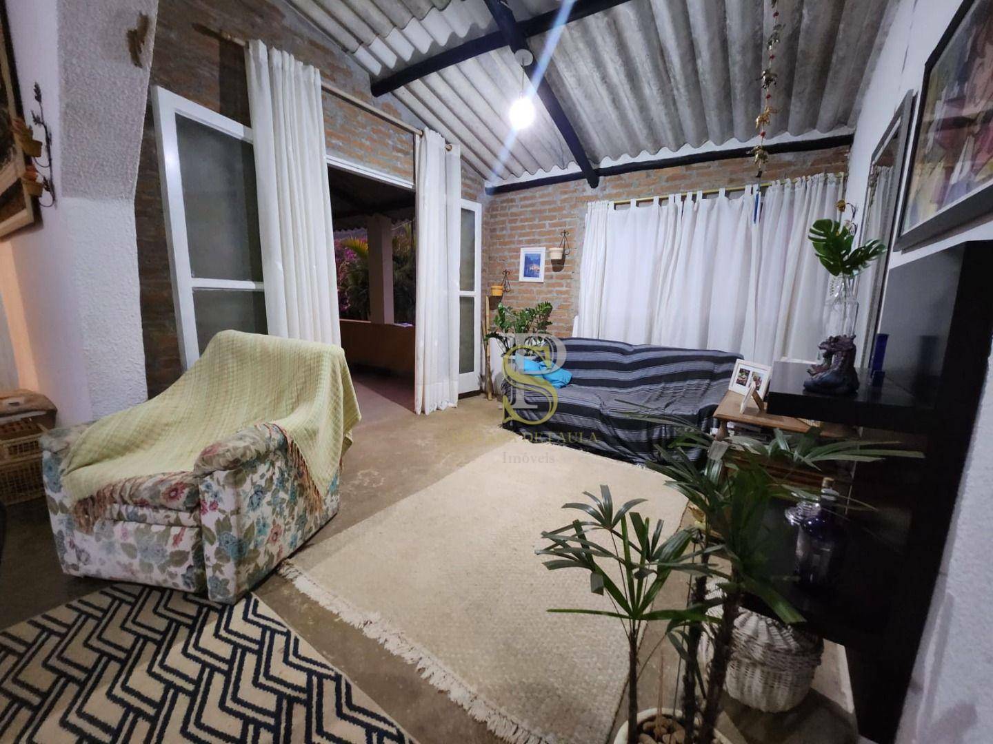 Chácara à venda com 4 quartos, 240m² - Foto 6