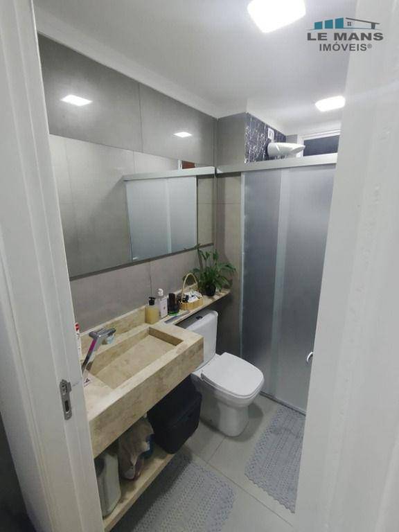 Apartamento à venda com 2 quartos, 44m² - Foto 9