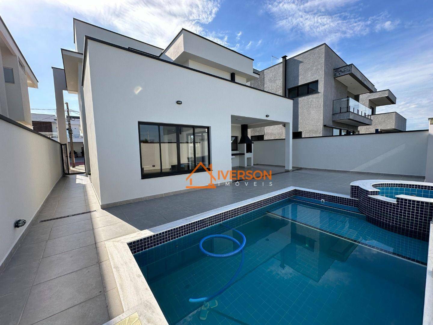 Sobrado, 4 quartos, 193 m² - Foto 2