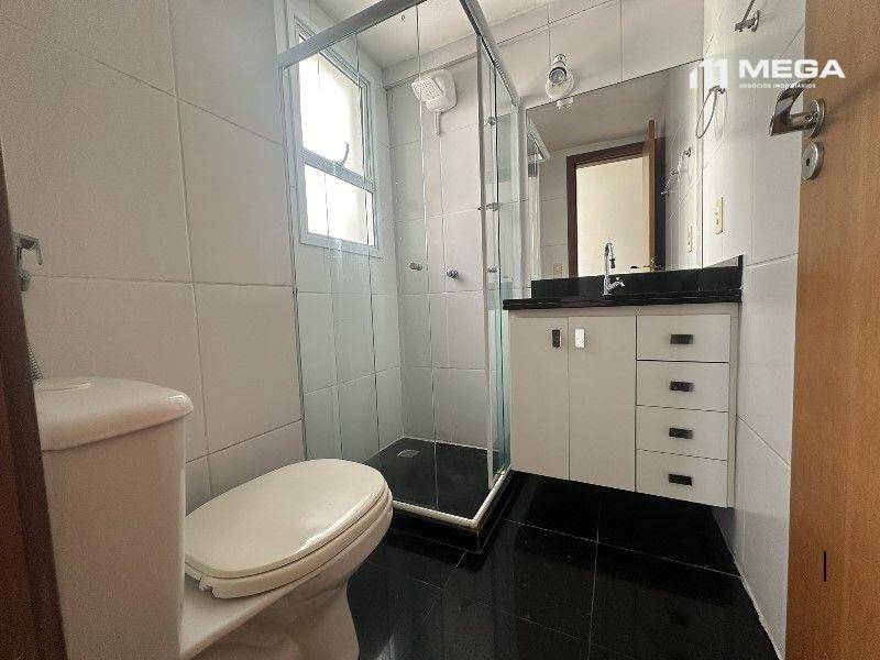 Apartamento para alugar com 3 quartos, 123m² - Foto 9