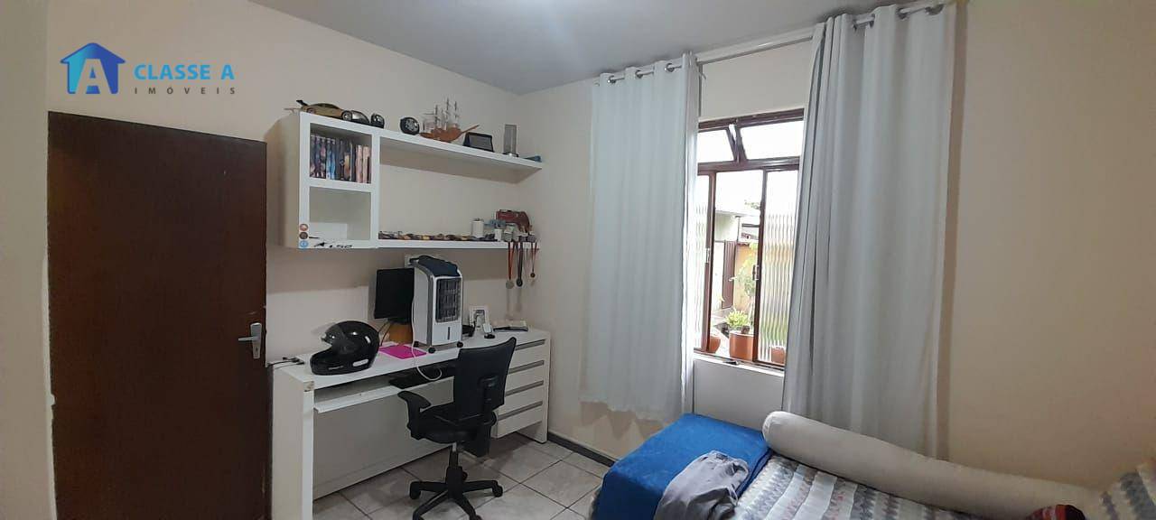 Casa à venda com 3 quartos, 360m² - Foto 5