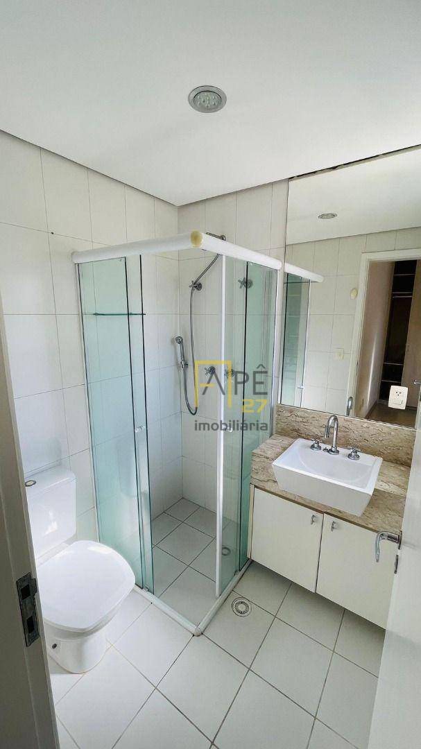 Apartamento para alugar com 3 quartos, 134m² - Foto 10