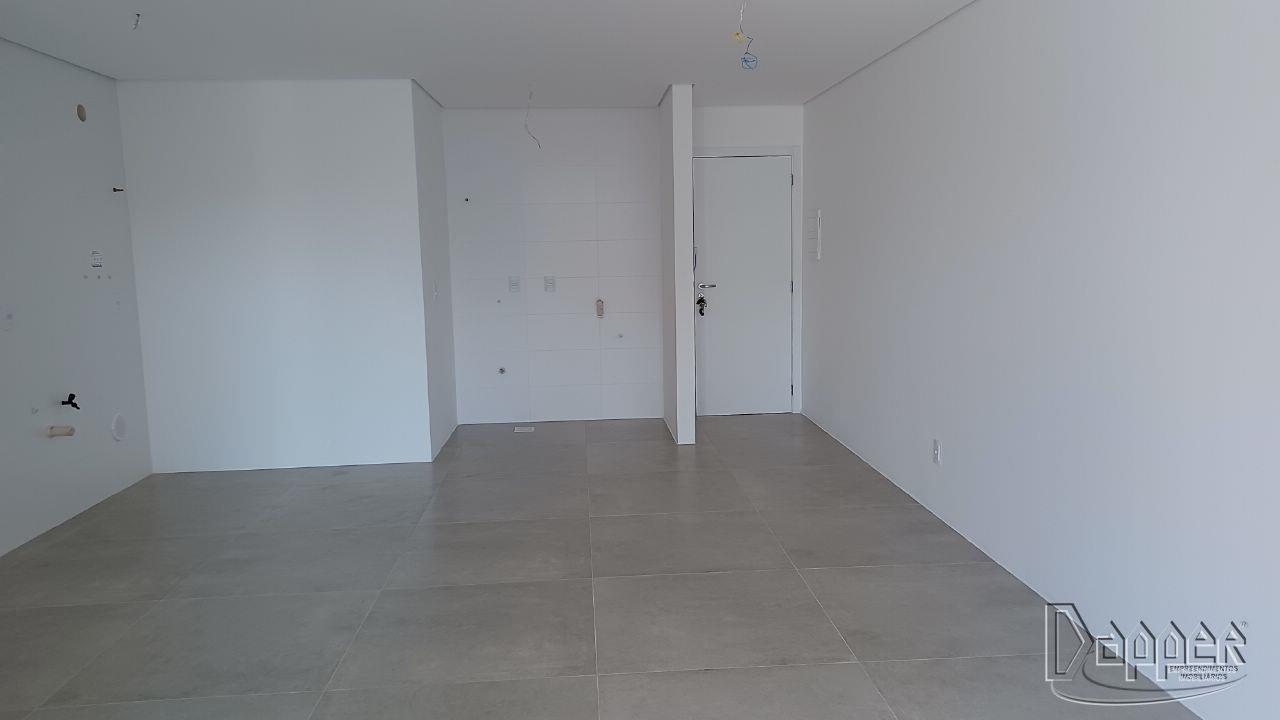 Apartamento à venda com 2 quartos, 74m² - Foto 2