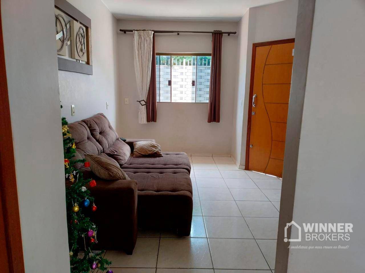 Casa à venda com 3 quartos, 141m² - Foto 2