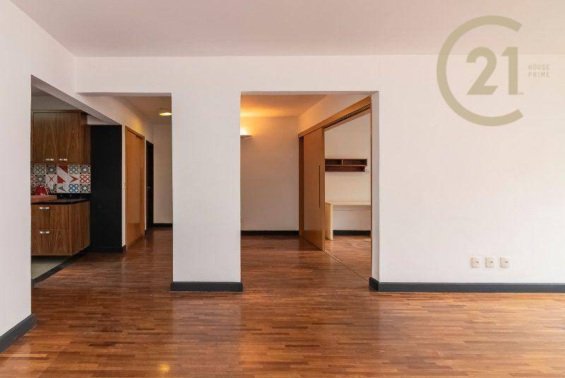 Apartamento para alugar com 2 quartos, 110m² - Foto 9