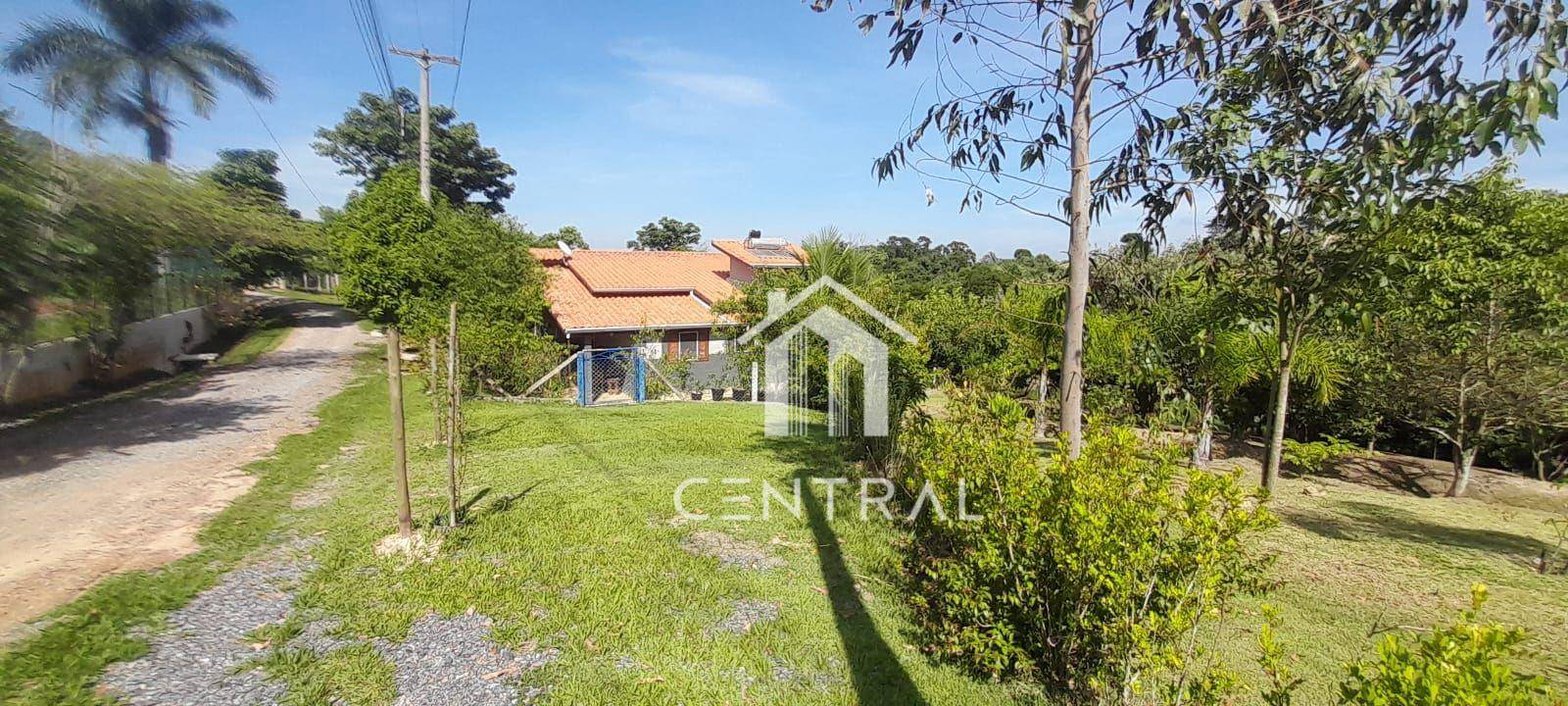 Chácara, 3 quartos, 944 m² - Foto 5