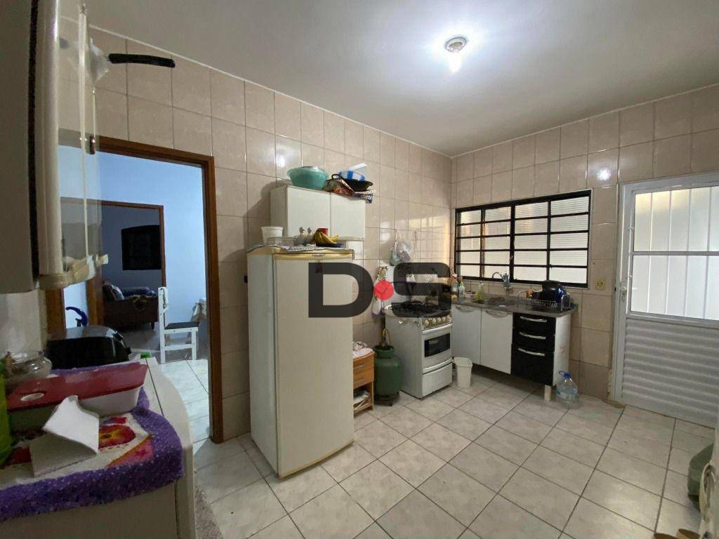 Casa à venda com 2 quartos, 75m² - Foto 6