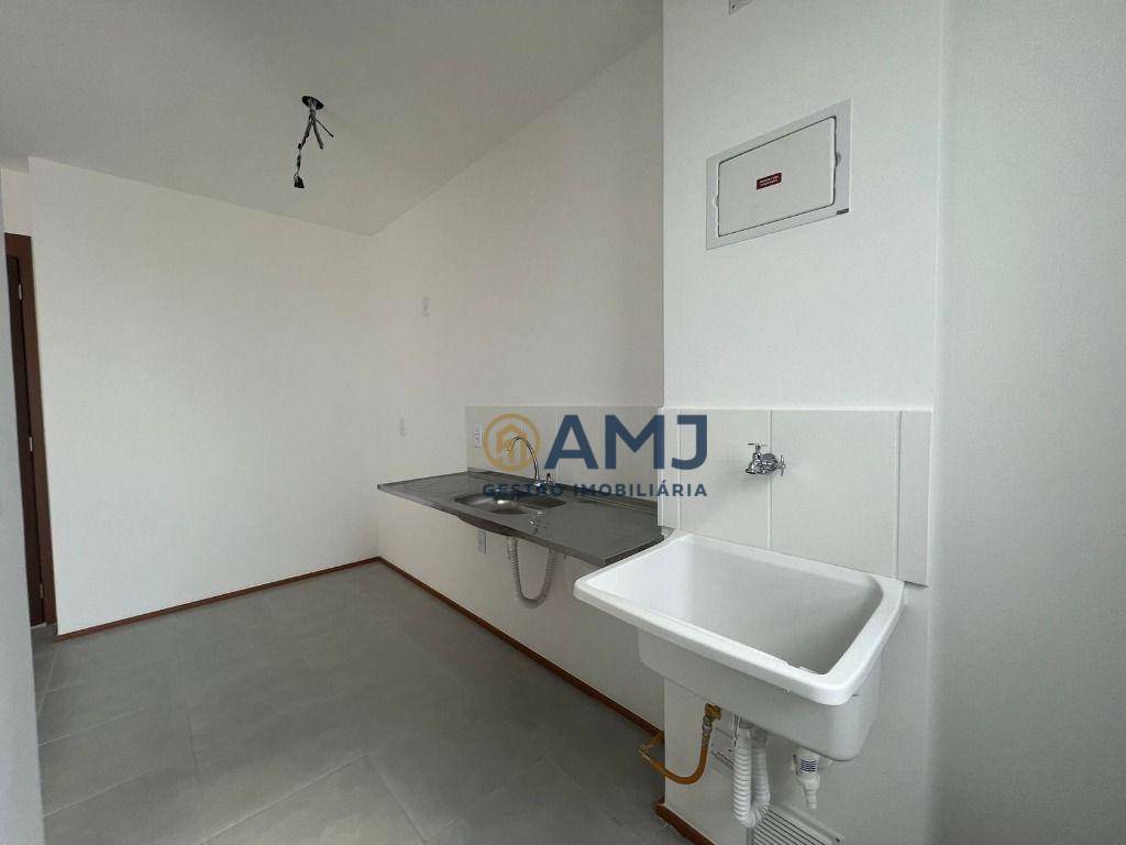 Apartamento à venda com 2 quartos, 49m² - Foto 5