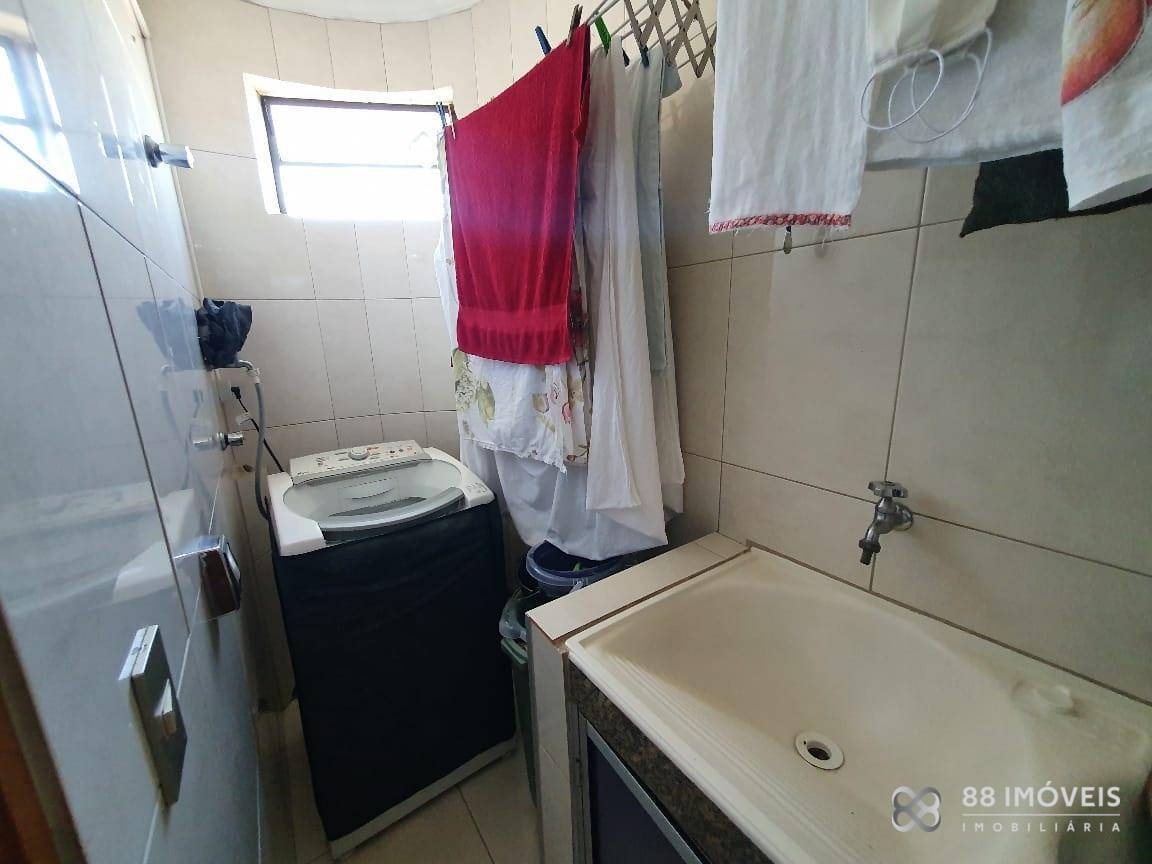 Apartamento à venda com 3 quartos, 137m² - Foto 10