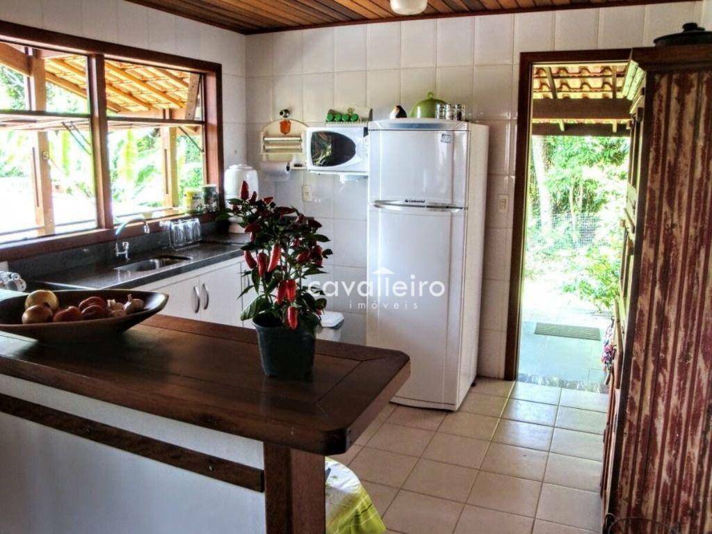 Casa à venda com 4 quartos, 200m² - Foto 5