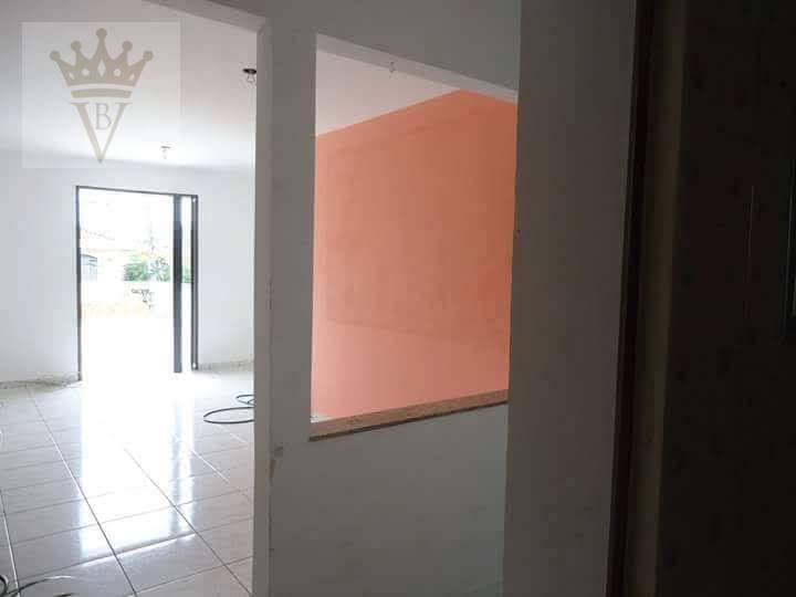 Casa à venda com 2 quartos, 150m² - Foto 12