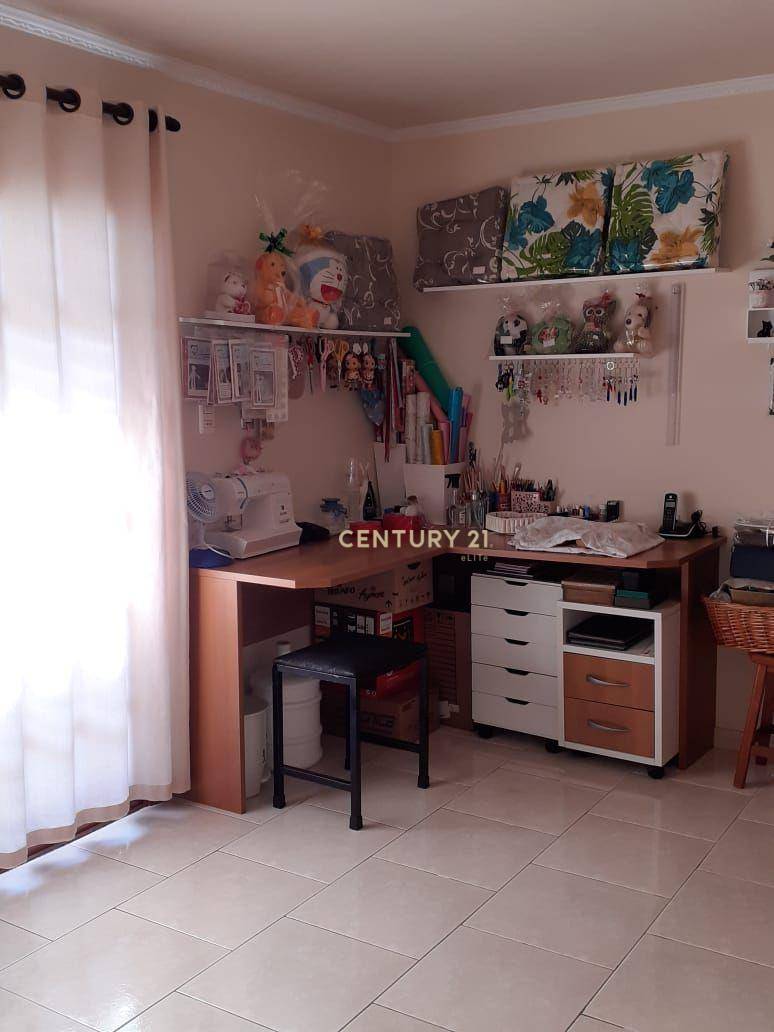Casa à venda com 3 quartos, 185m² - Foto 9