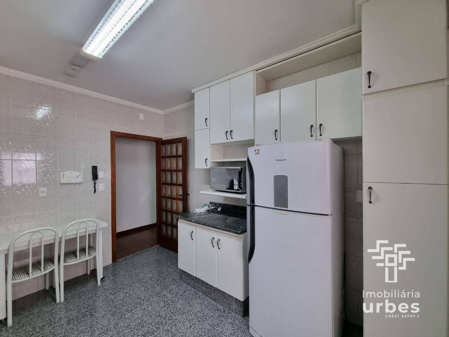 Apartamento à venda com 3 quartos, 133m² - Foto 7