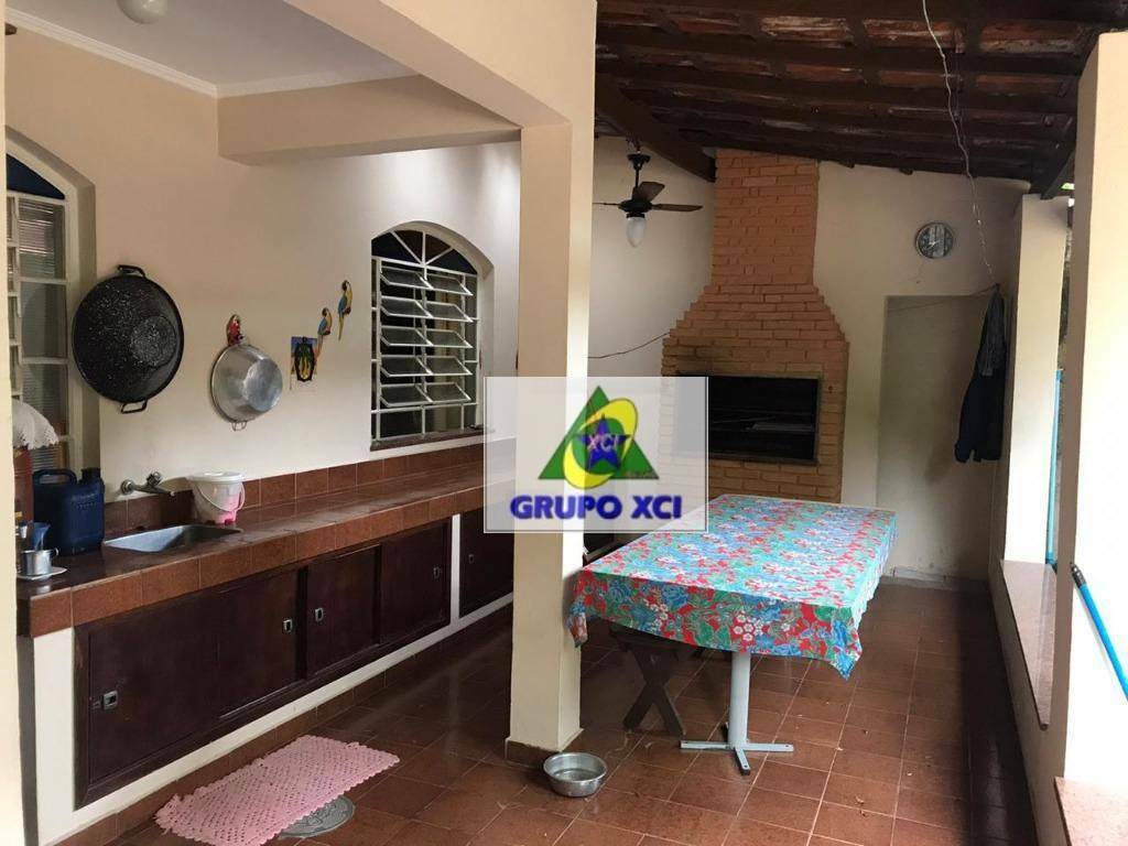 Chácara à venda com 3 quartos, 2480M2 - Foto 7