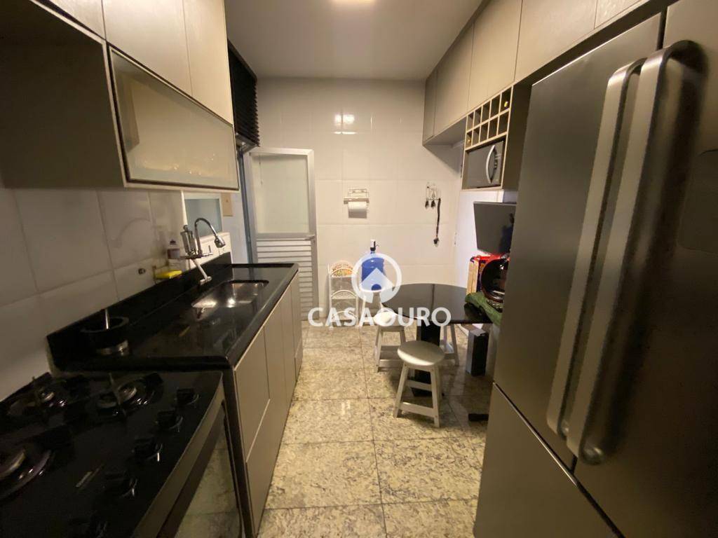 Apartamento à venda com 3 quartos, 115m² - Foto 18