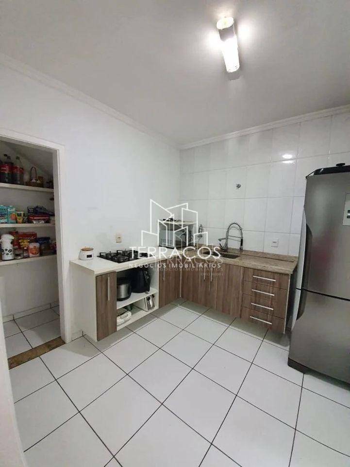 Casa de Condomínio à venda com 3 quartos, 140m² - Foto 6