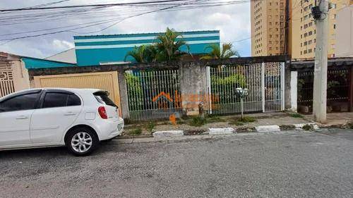 Casa à venda com 4 quartos, 200m² - Foto 1
