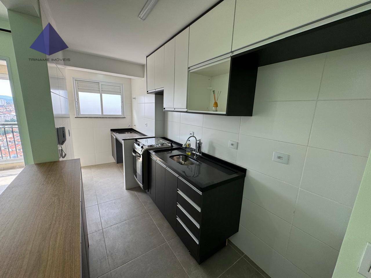 Apartamento à venda com 2 quartos, 61m² - Foto 2