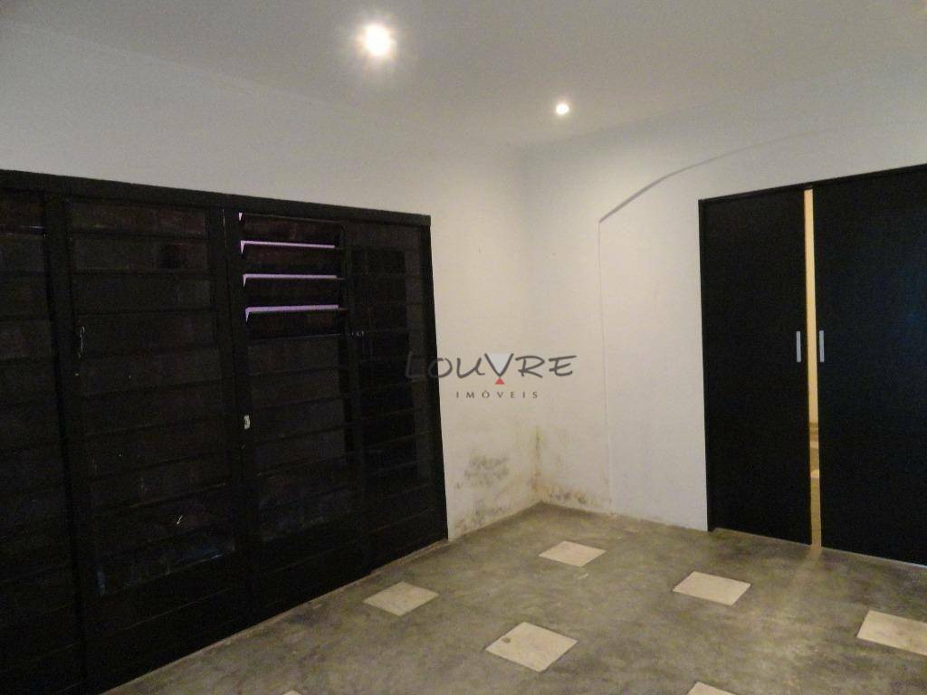 Casa à venda e aluguel com 4 quartos, 250m² - Foto 10