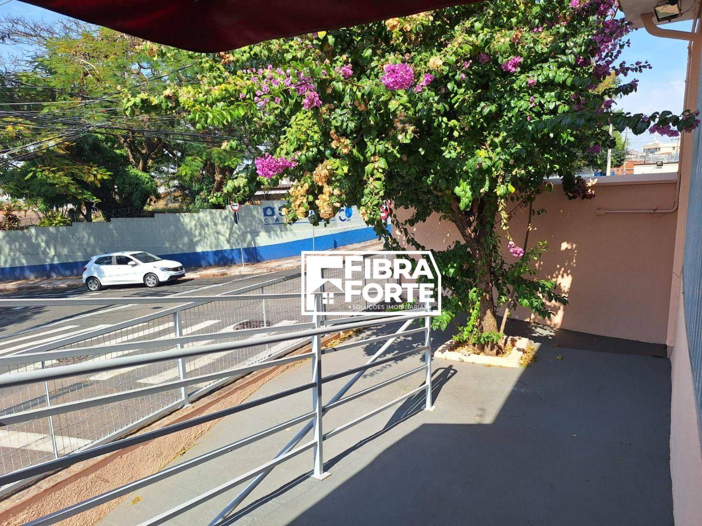 Casa, 5 quartos, 237 m² - Foto 3