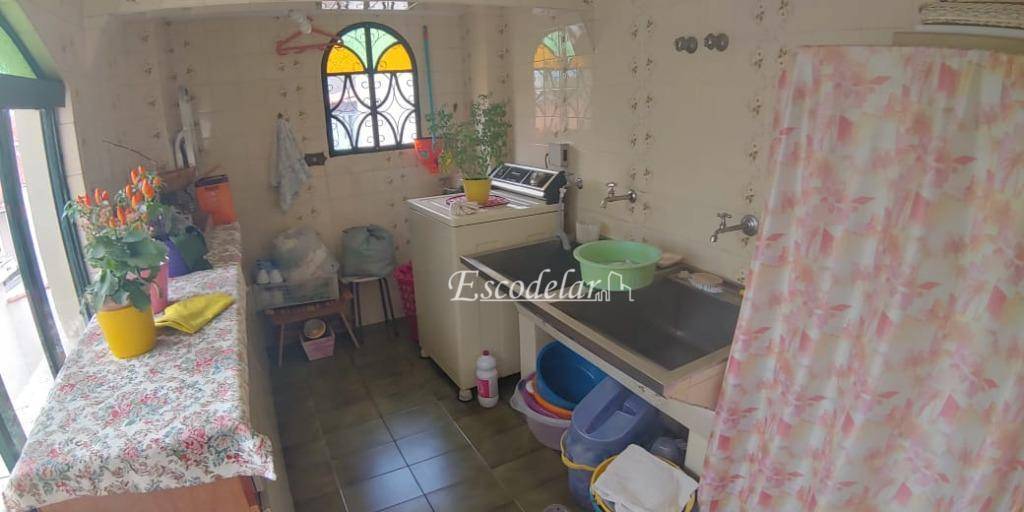 Sobrado à venda com 3 quartos, 200m² - Foto 14