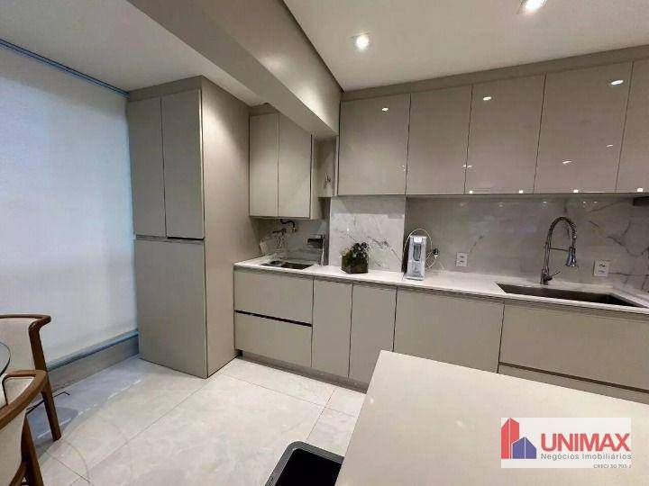 Apartamento à venda com 3 quartos, 120m² - Foto 8