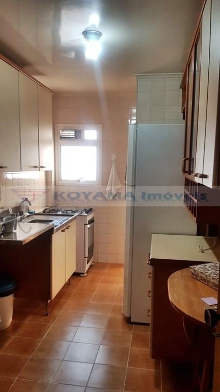 Apartamento à venda com 2 quartos, 82m² - Foto 31