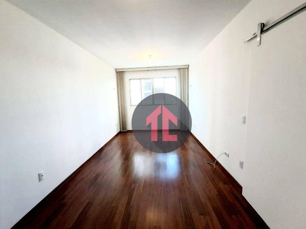 Apartamento à venda com 1 quarto, 55m² - Foto 5