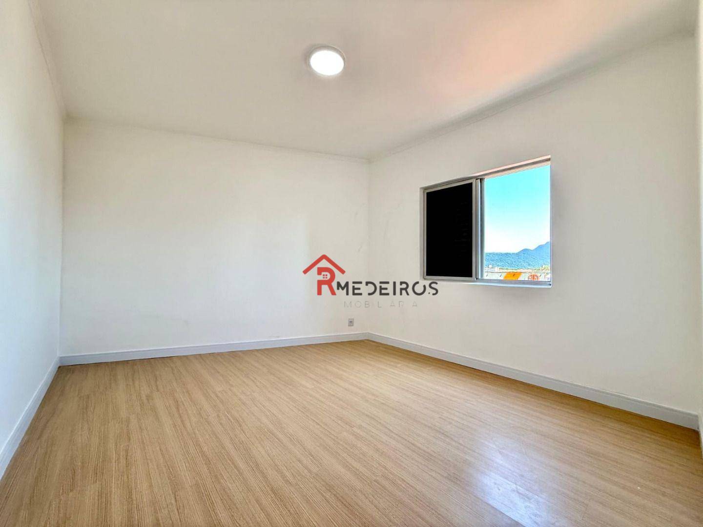 Apartamento à venda com 1 quarto, 43m² - Foto 9