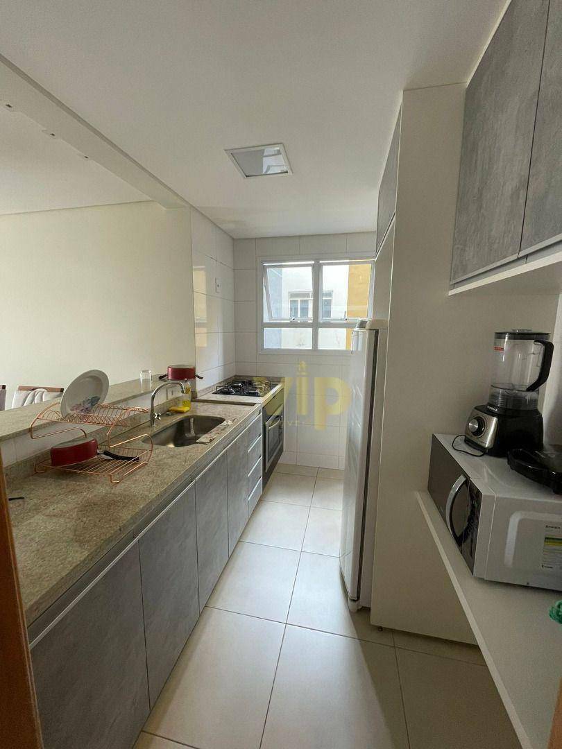 Apartamento à venda com 2 quartos, 67m² - Foto 4