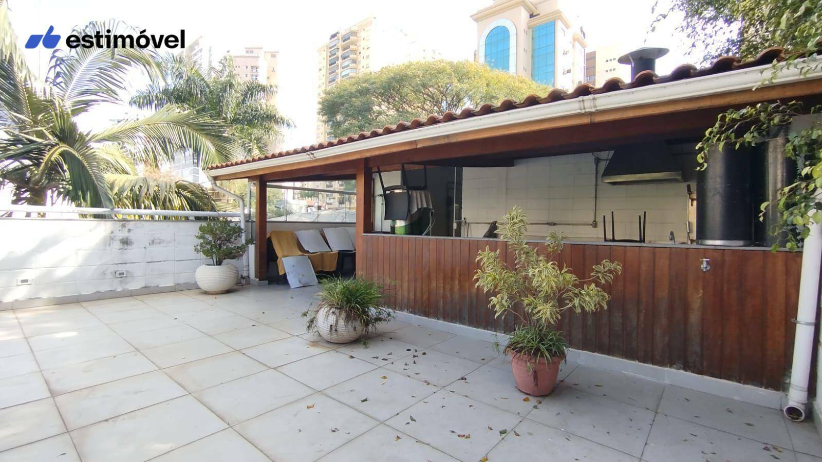 Casa à venda e aluguel, 748m² - Foto 3