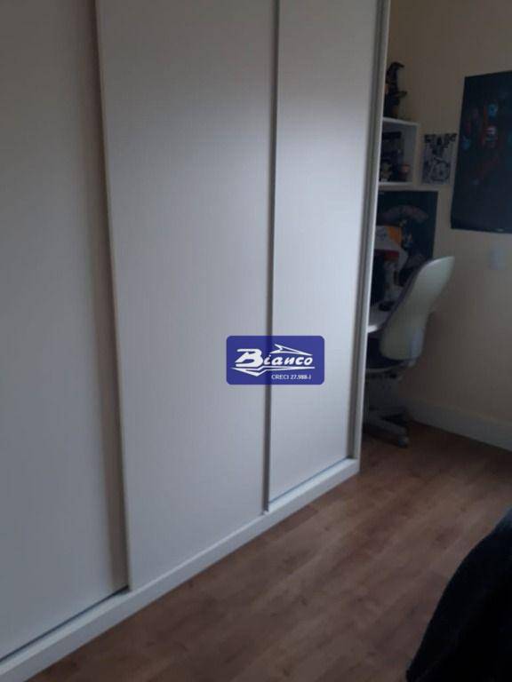 Apartamento à venda com 3 quartos, 83m² - Foto 23